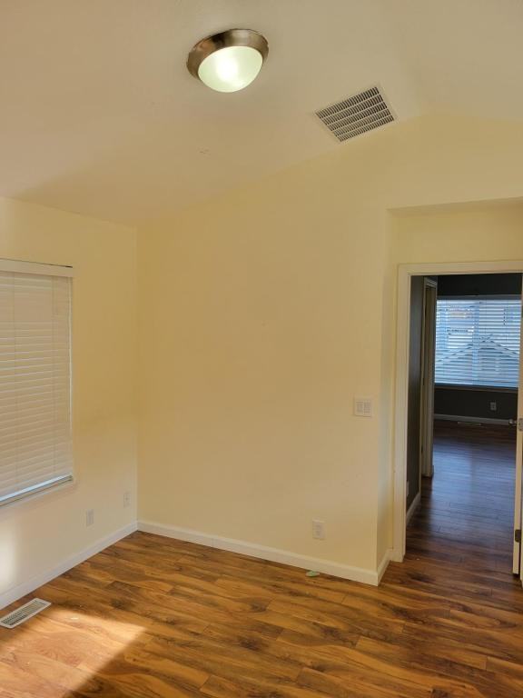 2062 S Gourley St - Photo 6 of 10