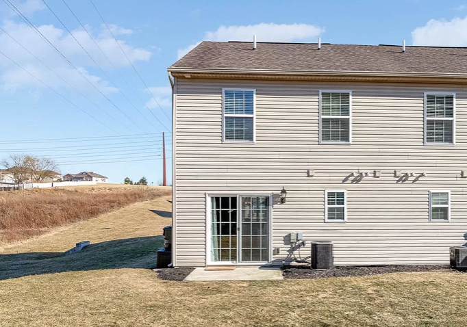 2109 Quail Hollow Dr - Photo 3 of 50