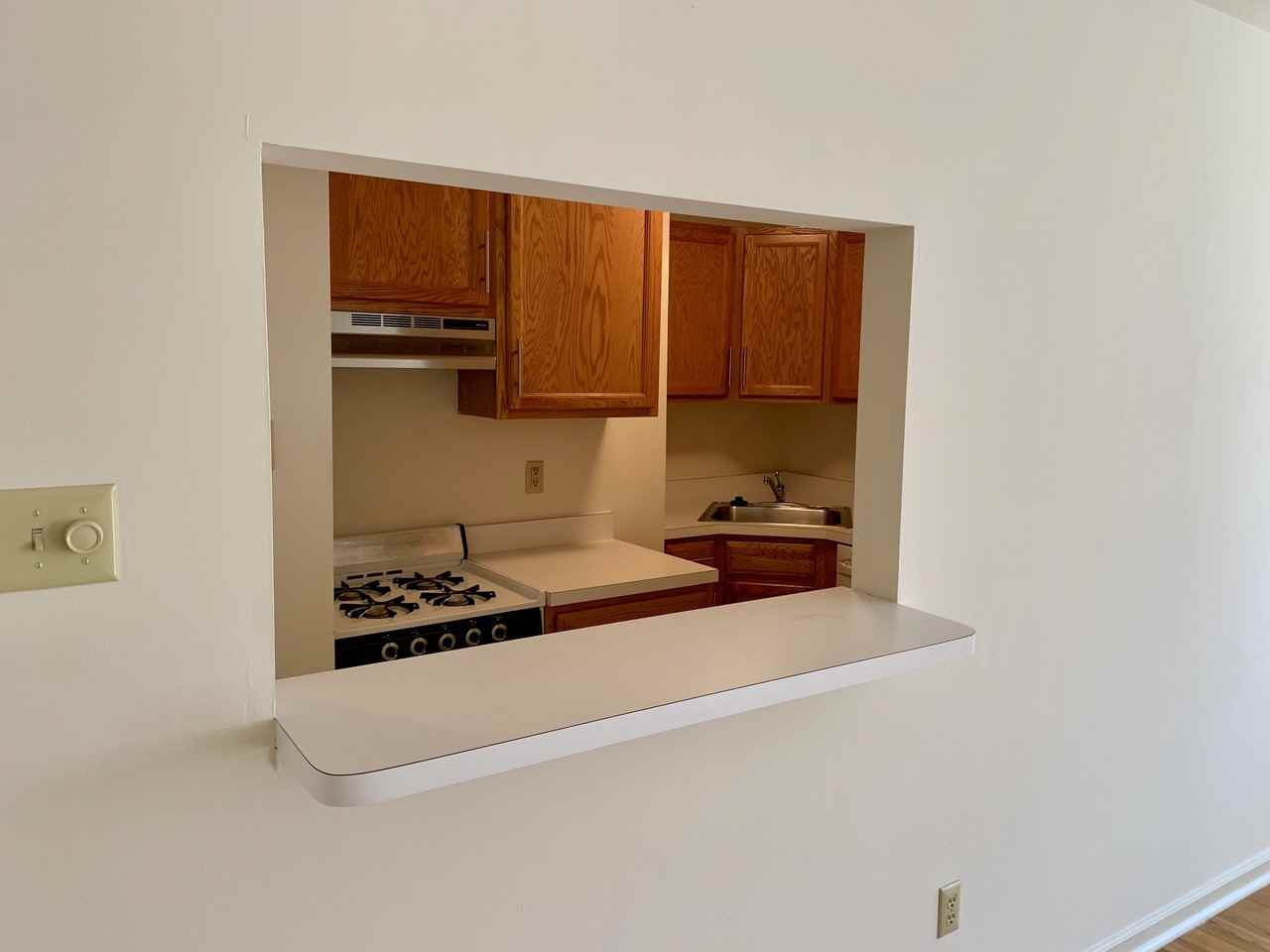 706 South 11th Street - Photo 2 of 10