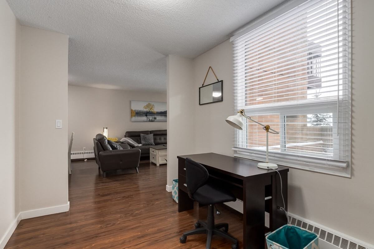 The Pinnacle - Photo 7 of 42