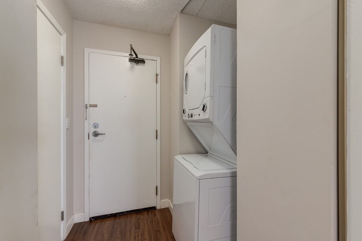 The Pinnacle - Photo 3 of 42