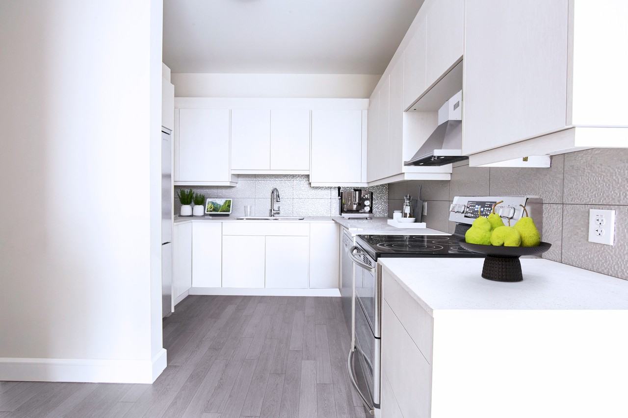 Hyde Park Village Apartments 1600 Hyde Park Rd, London, ON N6H 5L5