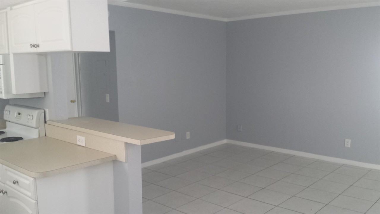 225 5th Ave Ne #36 - Photo 2 of 7