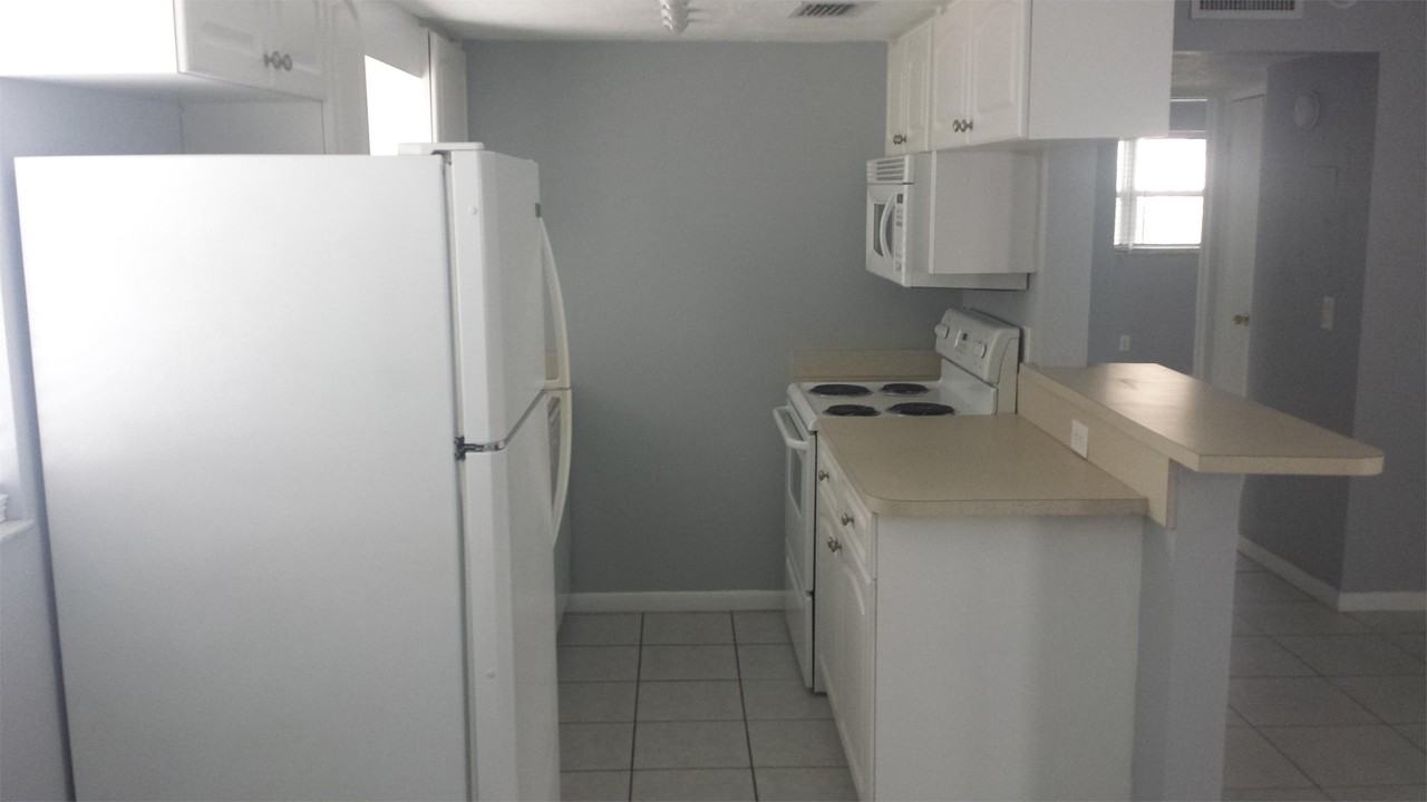 225 5th Ave Ne #36 - Photo 3 of 7