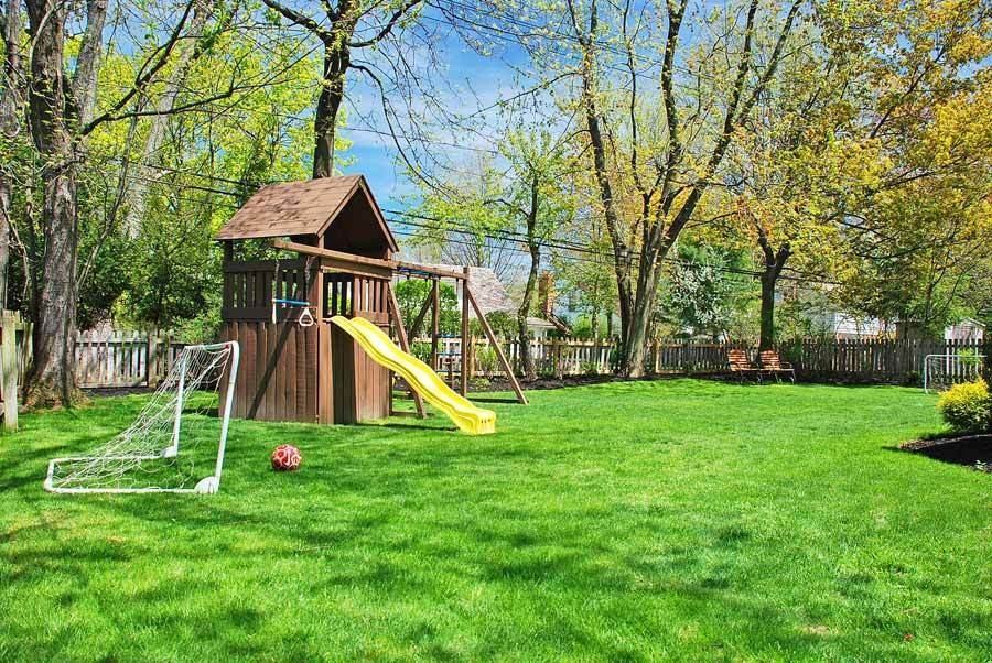 23547 Duffield Rd - Photo 2 of 31