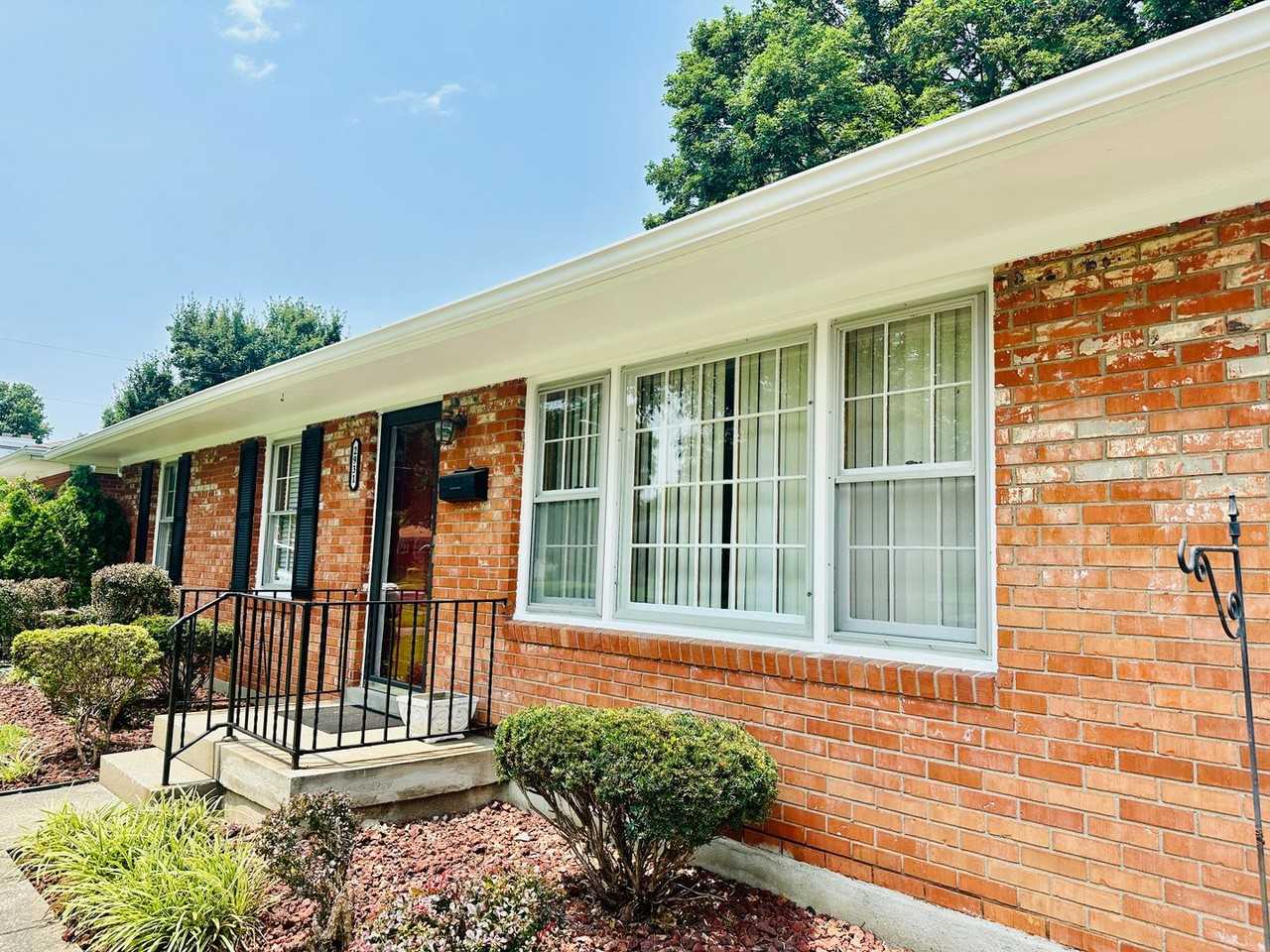 2931 Sheldon Rd - Photo 2 of 18