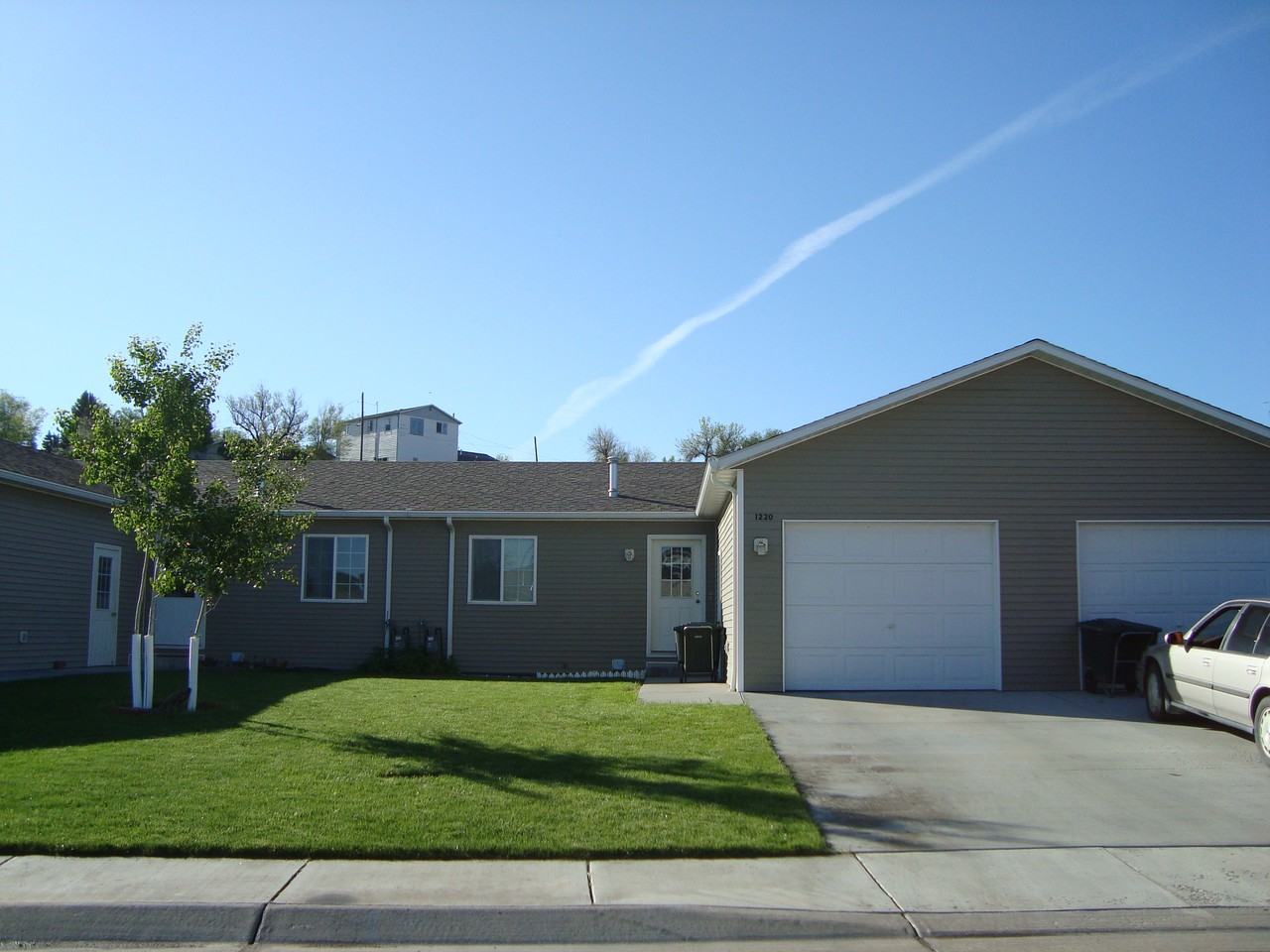 1220 Whitewater Ave #1