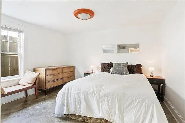 8021 Spruce St #NA - Photo 7 of 9