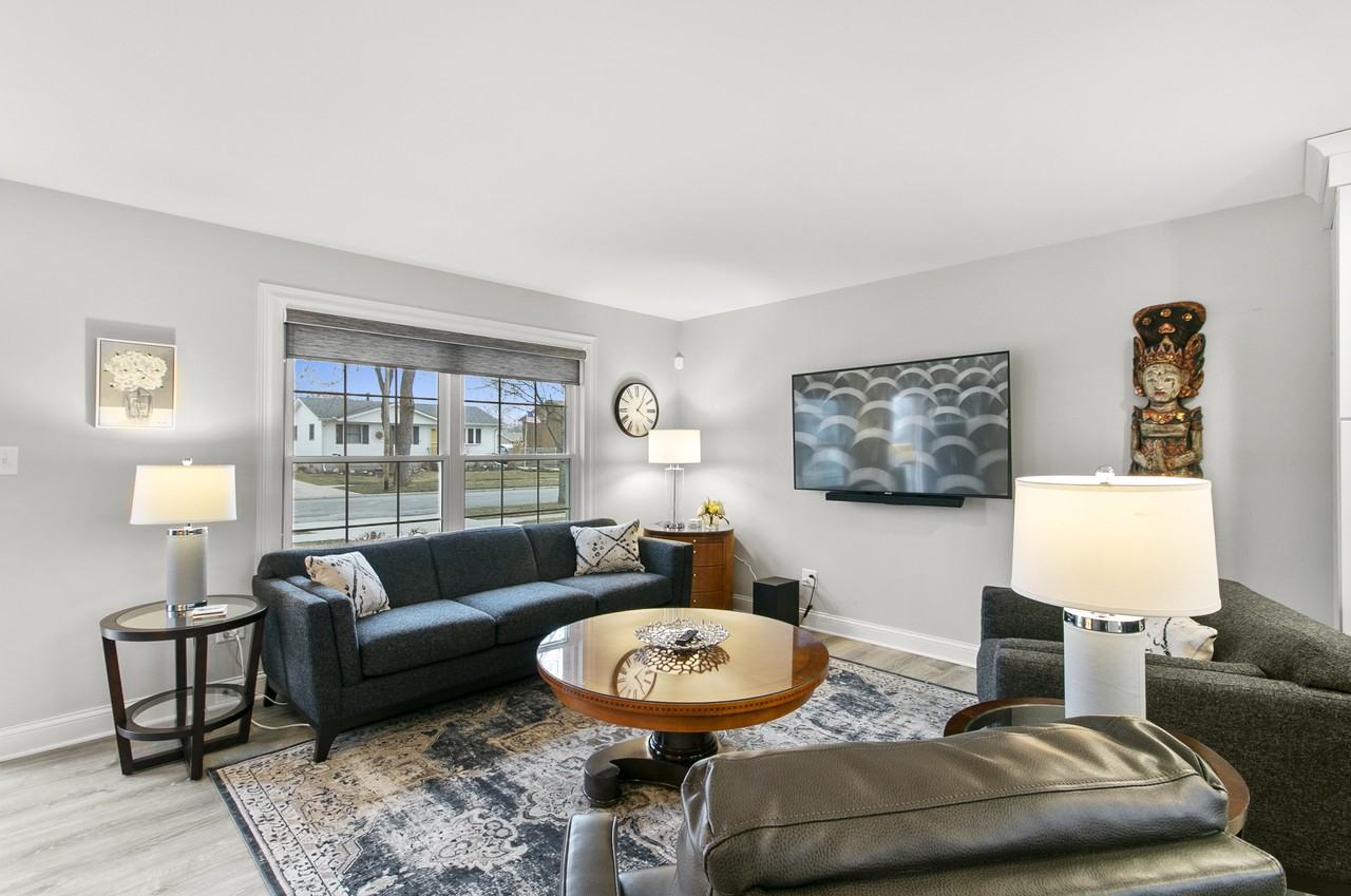 8025 Spruce St #NA - Photo 5 of 18