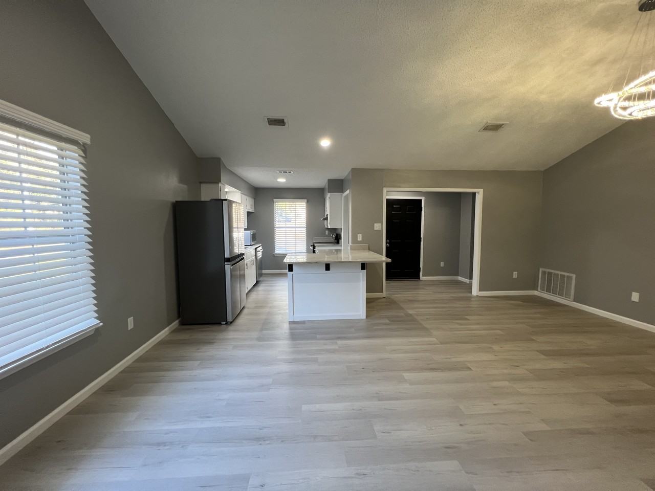 883 Bonneville Dr #NA - Photo 4 of 8