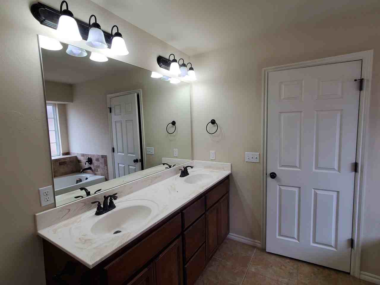 16113 Juliet Dr #NA - Photo 6 of 9