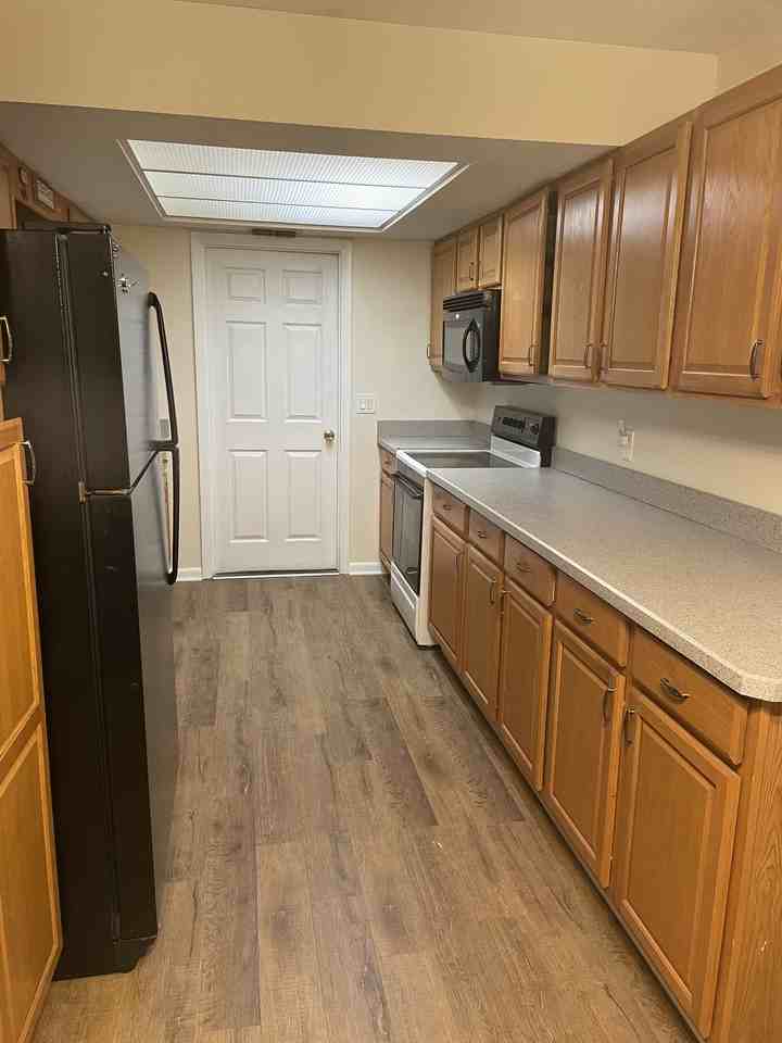 3951 Ne 22nd Ave #NA - Photo 3 of 16