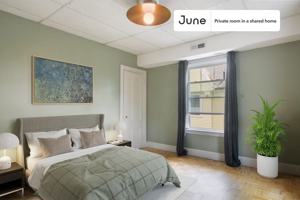 featured image of 19 Putnam Ave #D