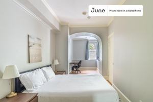 featured image of 129 Chiswick Rd #A