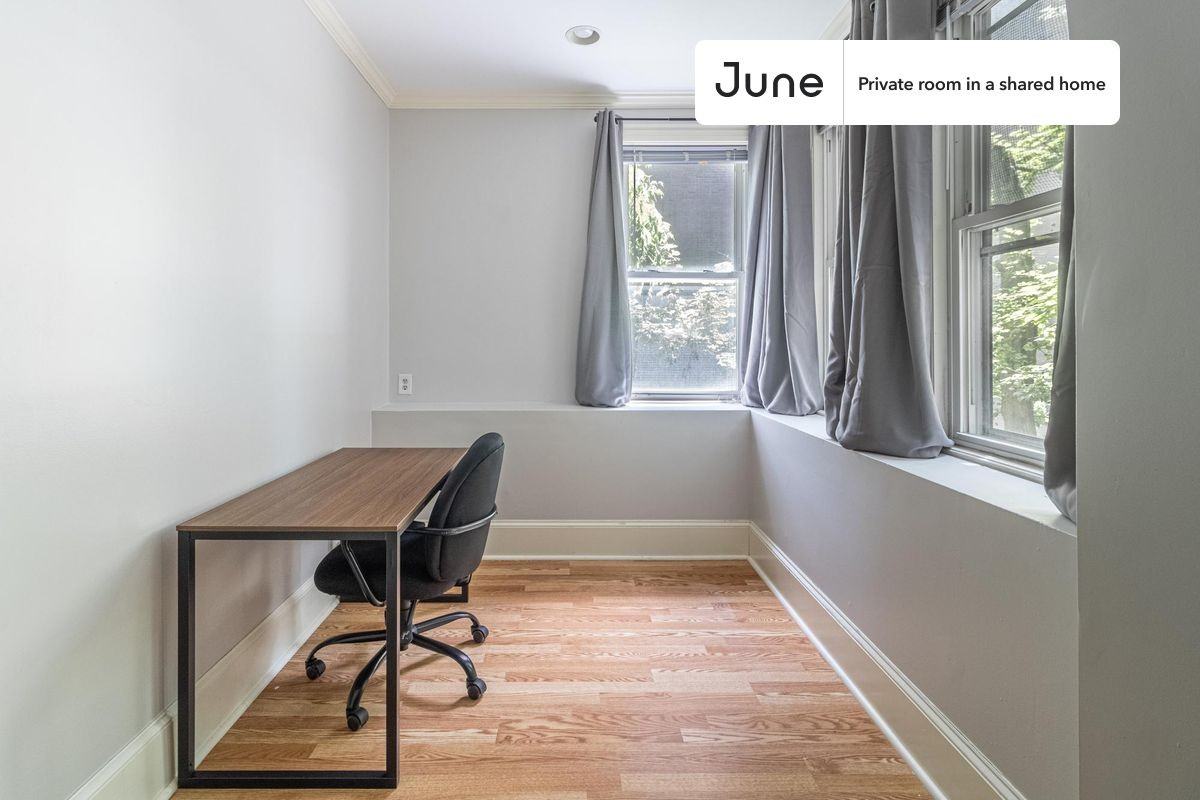 129 Chiswick Rd #A - Photo 5 of 18