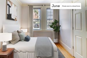 featured image of 129 Chiswick Rd #E