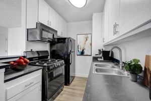 featured image of 5919 Reseda Blvd