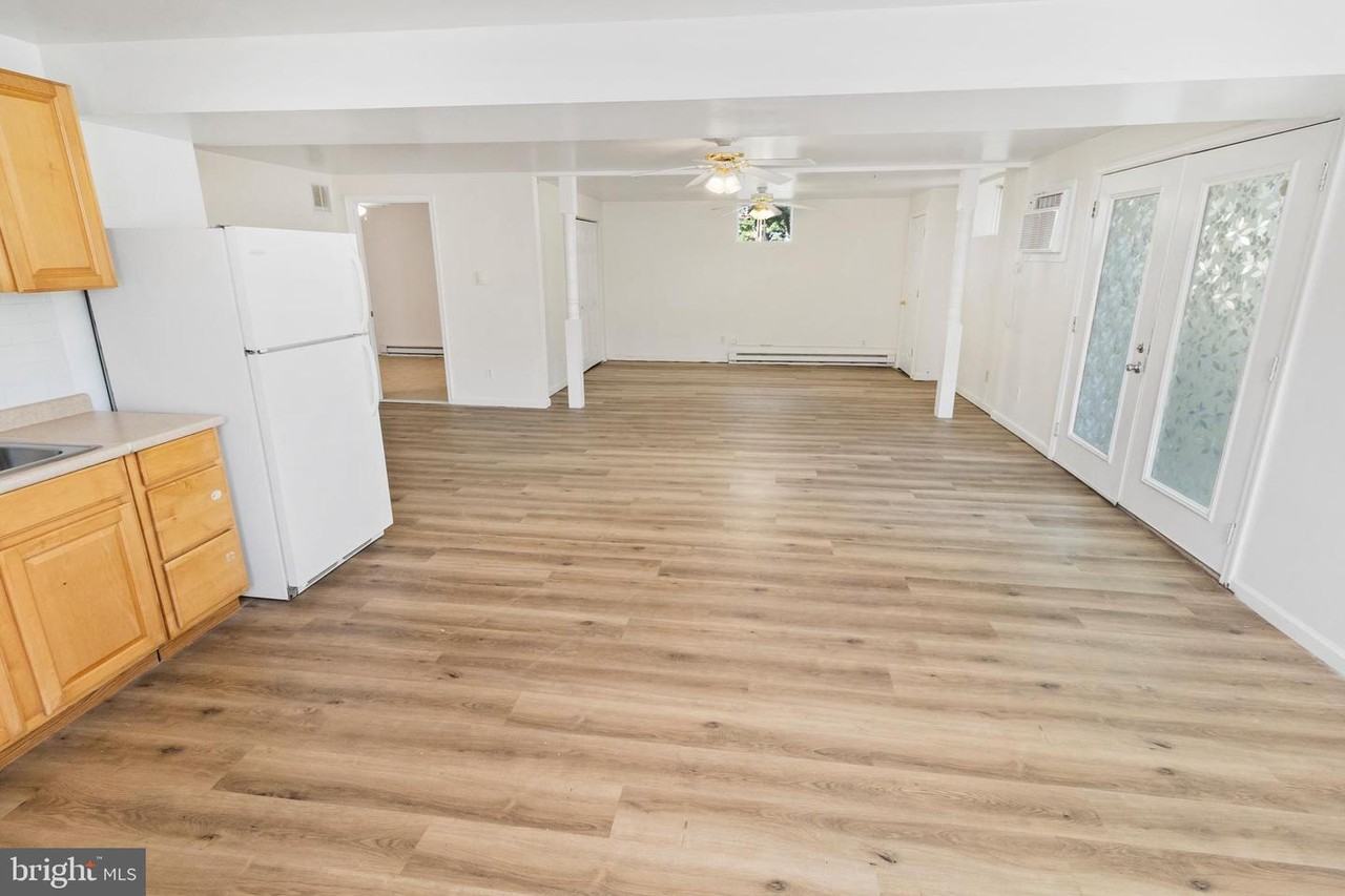 34 Isabelle Dr - Photo 2 of 9