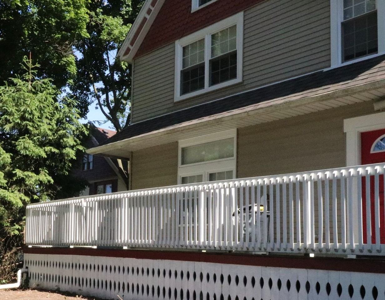 607 Washtenaw - Photo 7 of 41