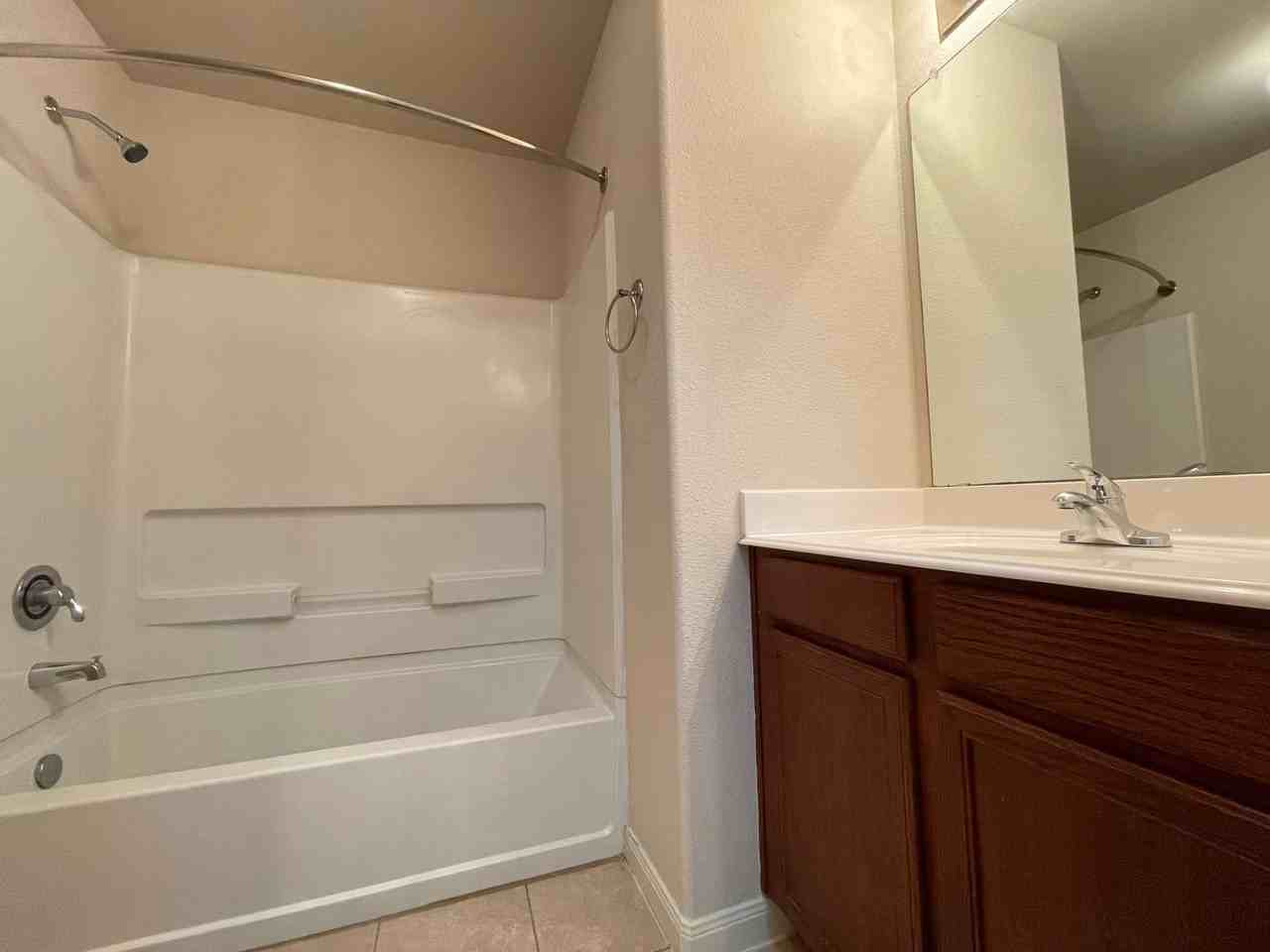 207 Dodge City Trl - Photo 5 of 22