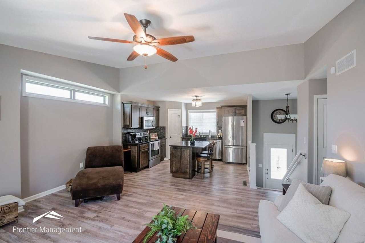 2120 Little Kitten Ave - Photo 3 of 23