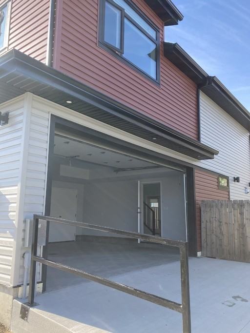 11627 134 St Nw - Photo 2 of 18