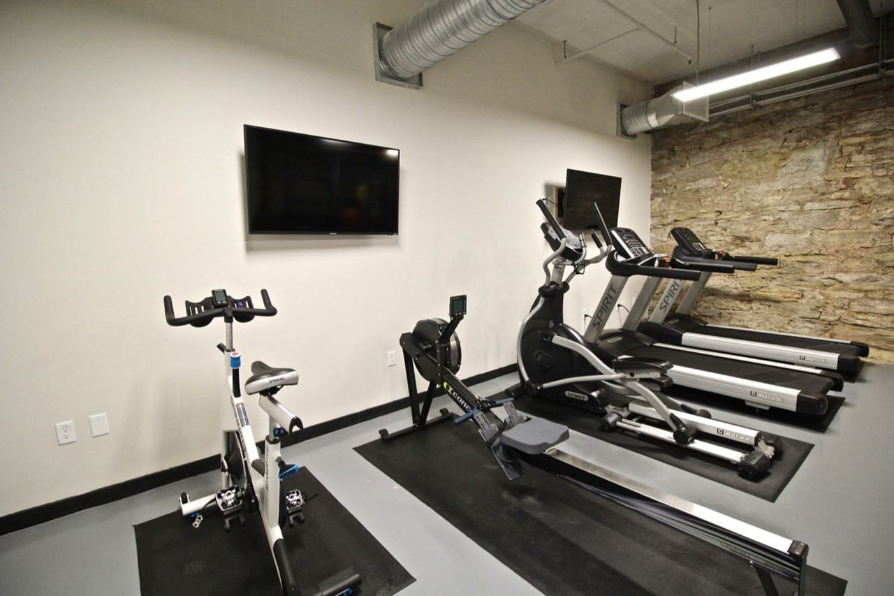 Landmark Lofts Apartments - Photo 3 of 23