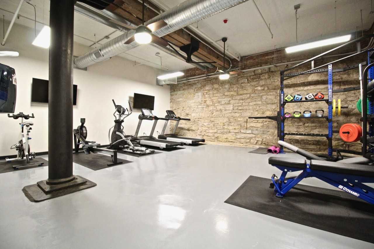 Landmark Lofts Apartments - Photo 7 of 23