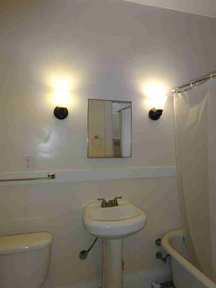 24  -  1815 First - Photo 5 of 48