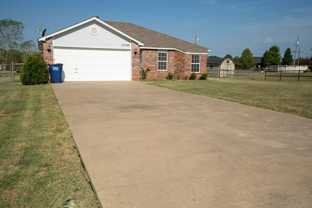 12100 Valley Ave - Photo 1 of 1