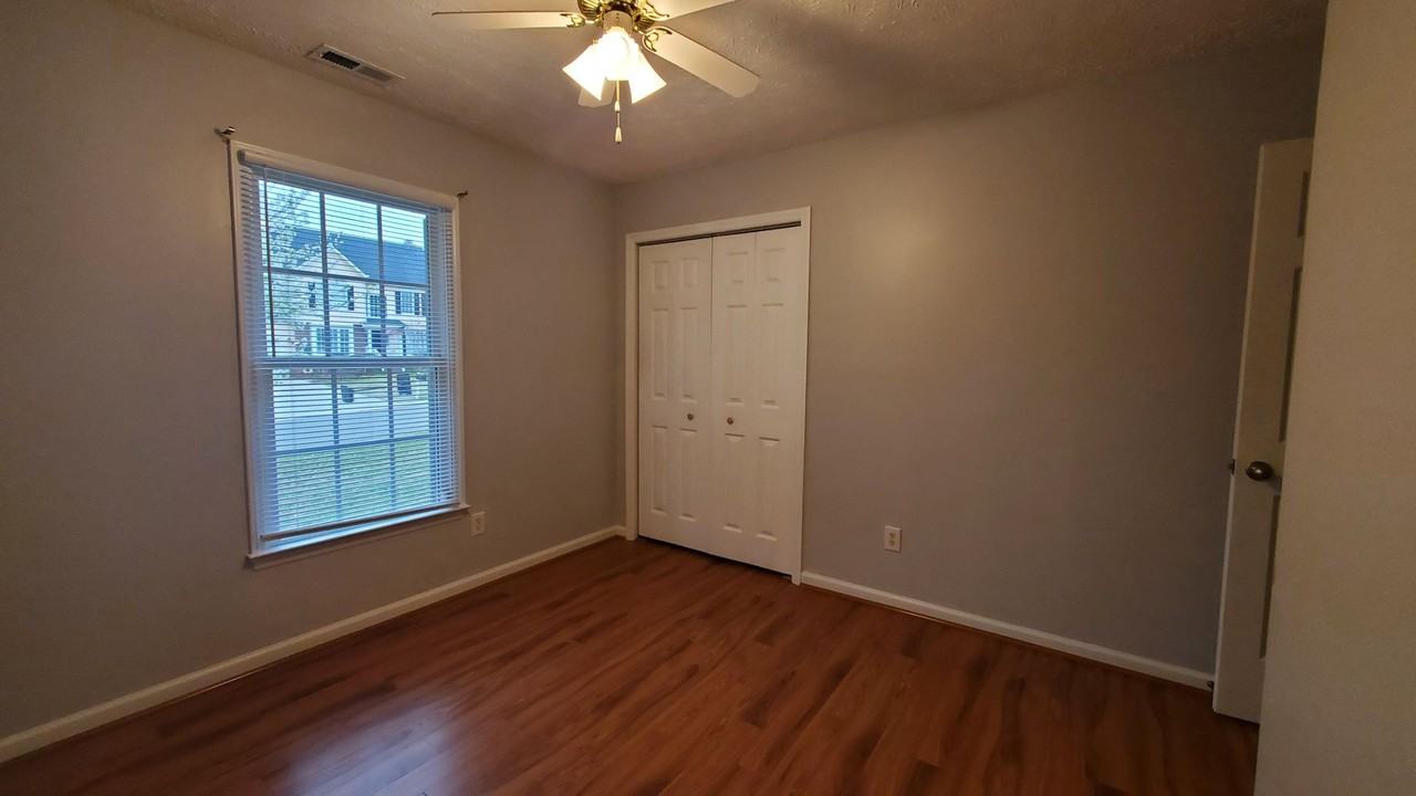 2823 Franzia Dr - Photo 7 of 16