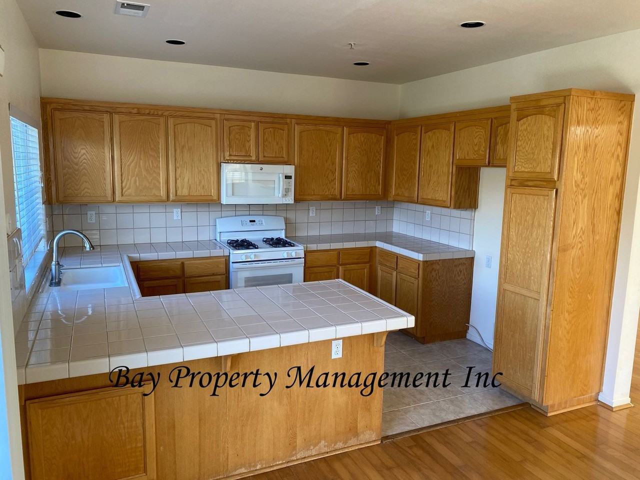 26418 Honor Ln - Photo 6 of 17