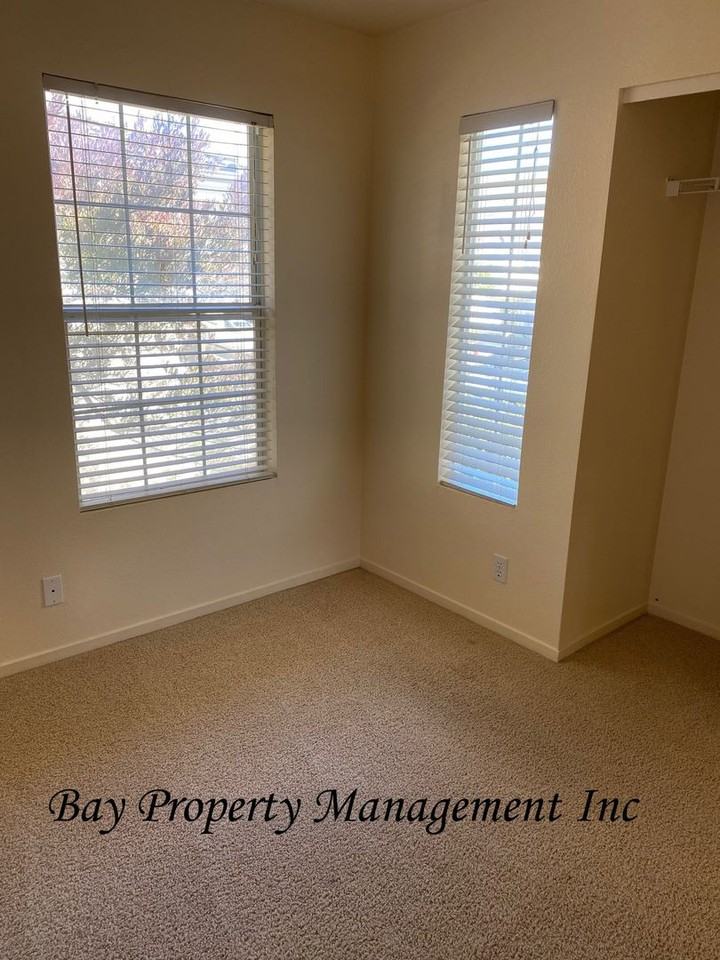 26418 Honor Ln - Photo 7 of 17