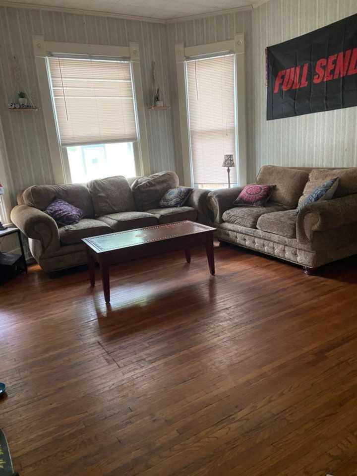 1307 Bass Ave - Photo 2 of 20