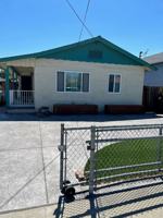 featured image of 000 N 34th St