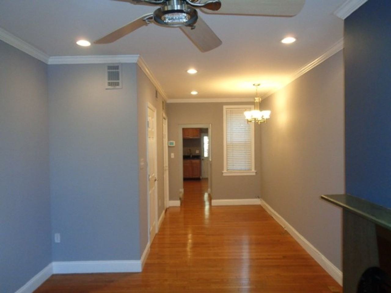 404 S Eaton St - Photo 3 of 25