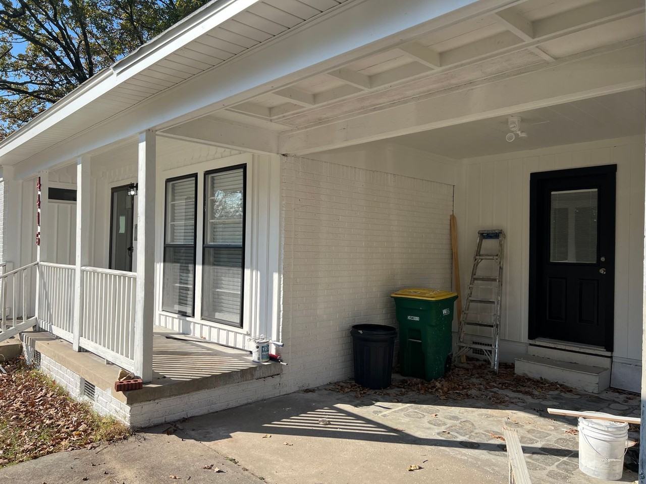 4415 Lakeview Rd - Photo 2 of 19