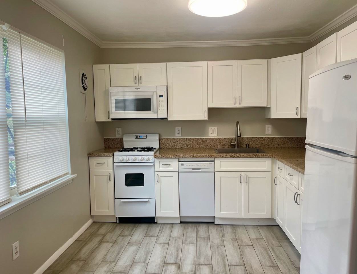 2429 Lawrenceville Hwy - Photo 3 of 11