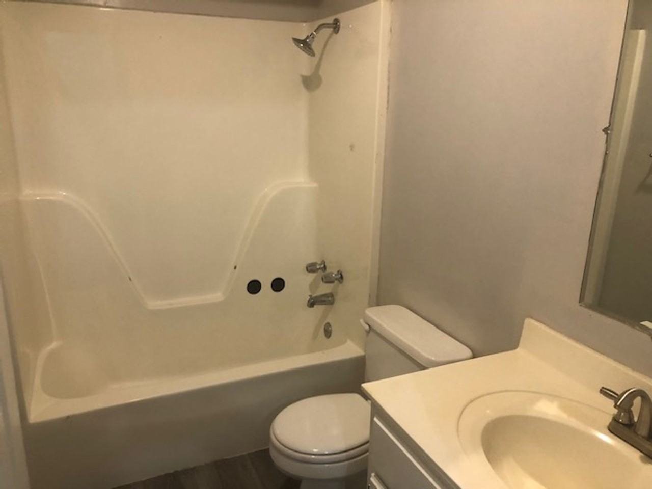 468A Mobile St - Photo 6 of 7