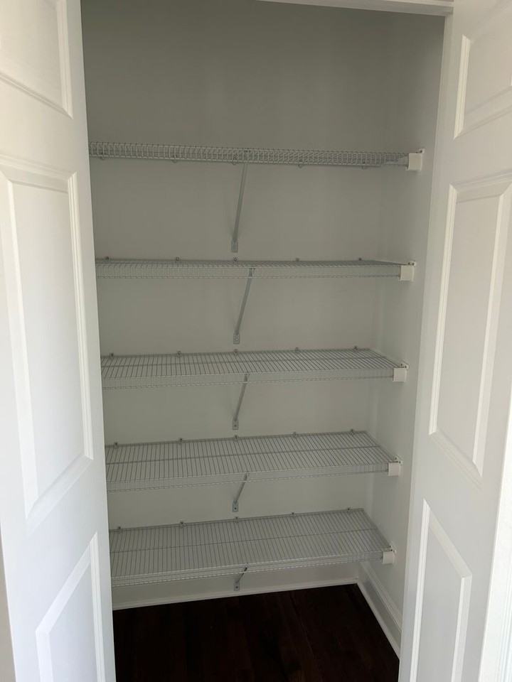 402 Prosperity Ave - Photo 5 of 16
