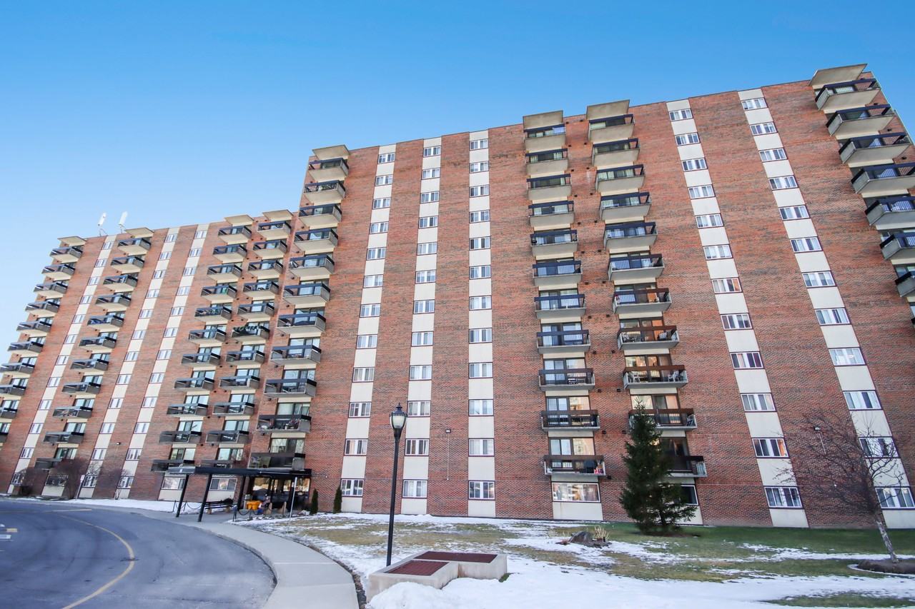 1505 Baseline Road Unit 615, FURNISHED & ALL INCLUSIVE! 6 Month Term