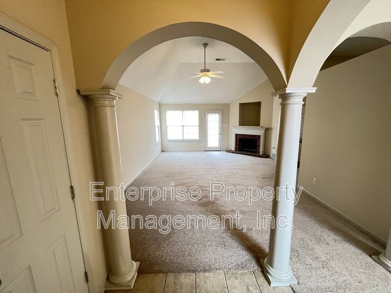 2724 Green Turtle Trl E - Photo 2 of 21