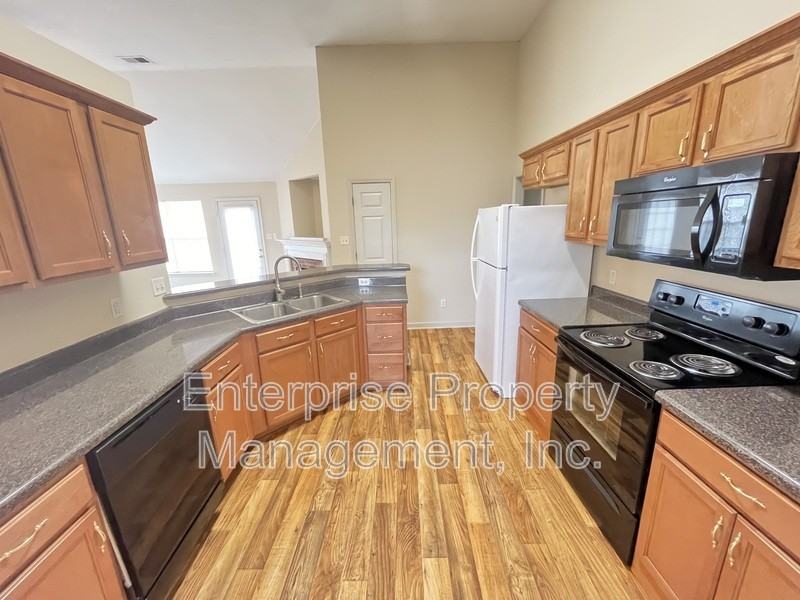 2724 Green Turtle Trl E - Photo 4 of 21