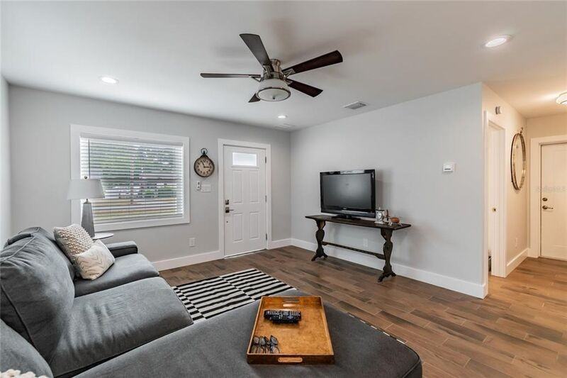 1419 W Termino St - Photo 3 of 50