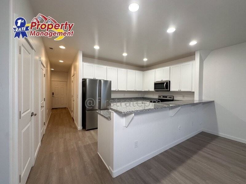 5559 E Bollo St - Photo 5 of 23