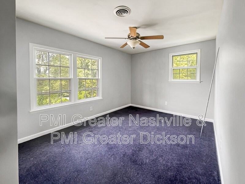 121 Old Columbia Rd #4 - Photo 5 of 11