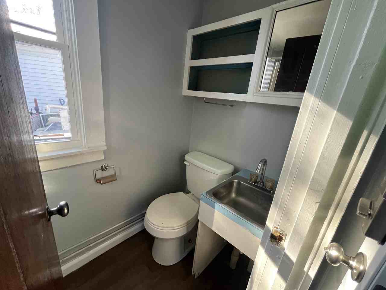 957 Laconia Road - Photo 2 of 2