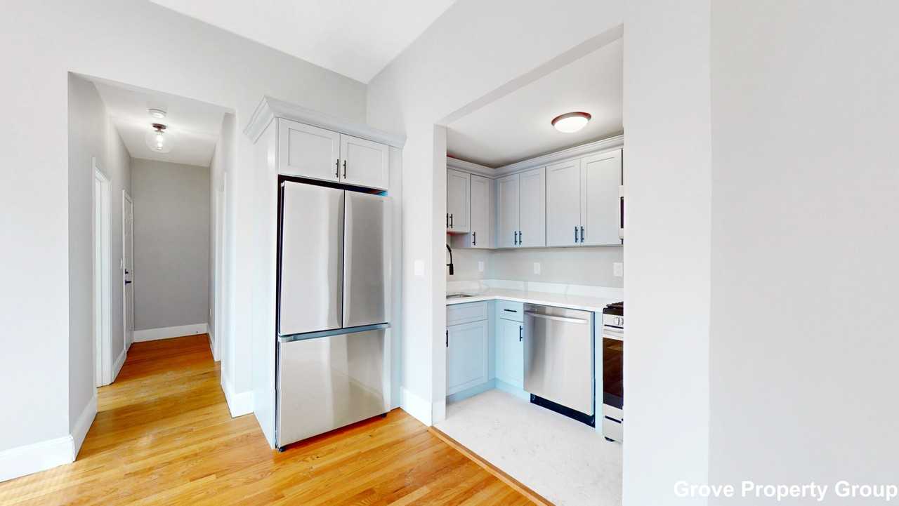 181 Highland St #1 - Photo 5 of 22