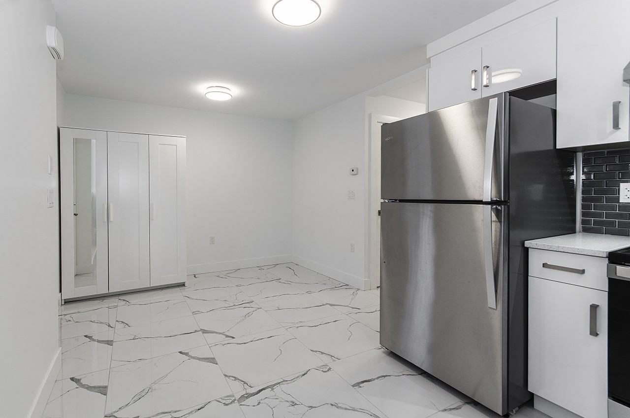 1523 West 60th Avenue - Photo 3 of 16