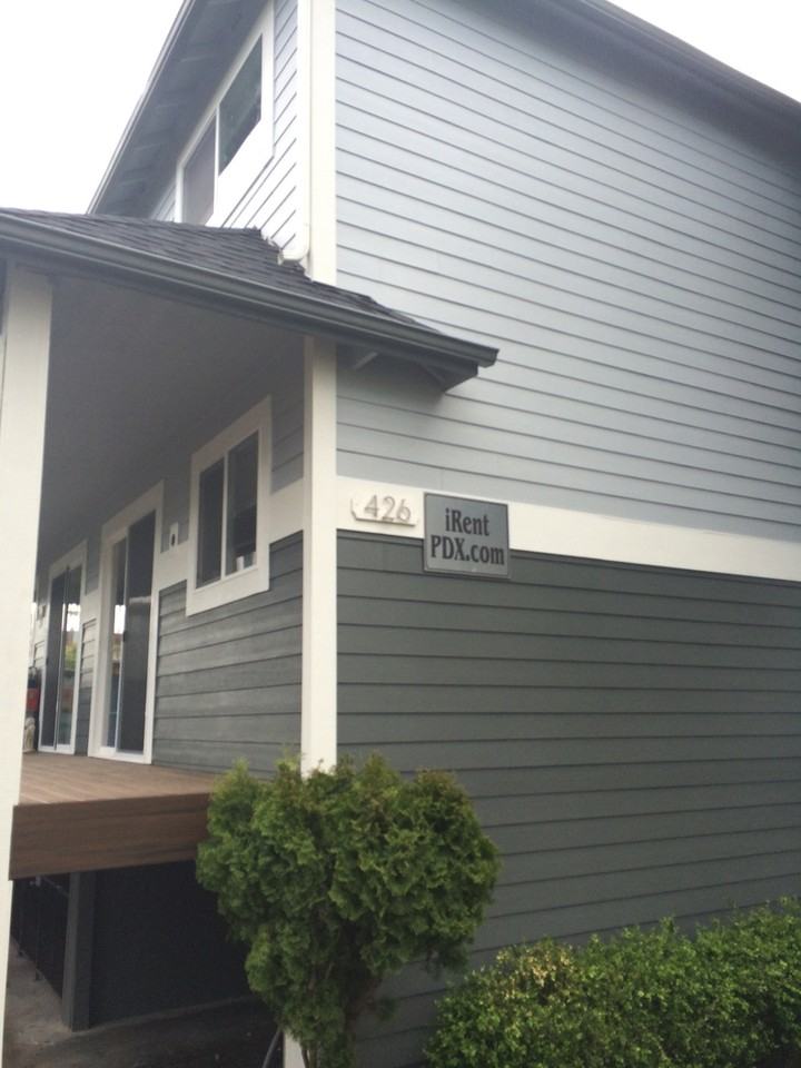426 NE 75th Ave - Photo 6 of 48